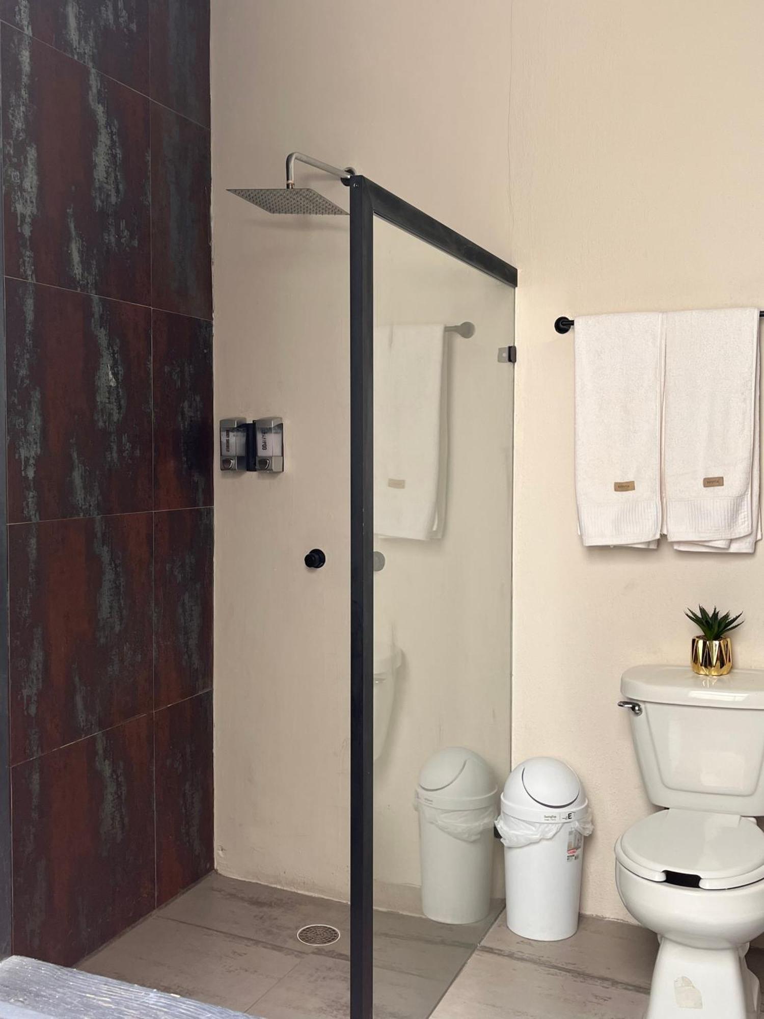 Aura Hotel B&B Tlaquepaque Bagian luar foto