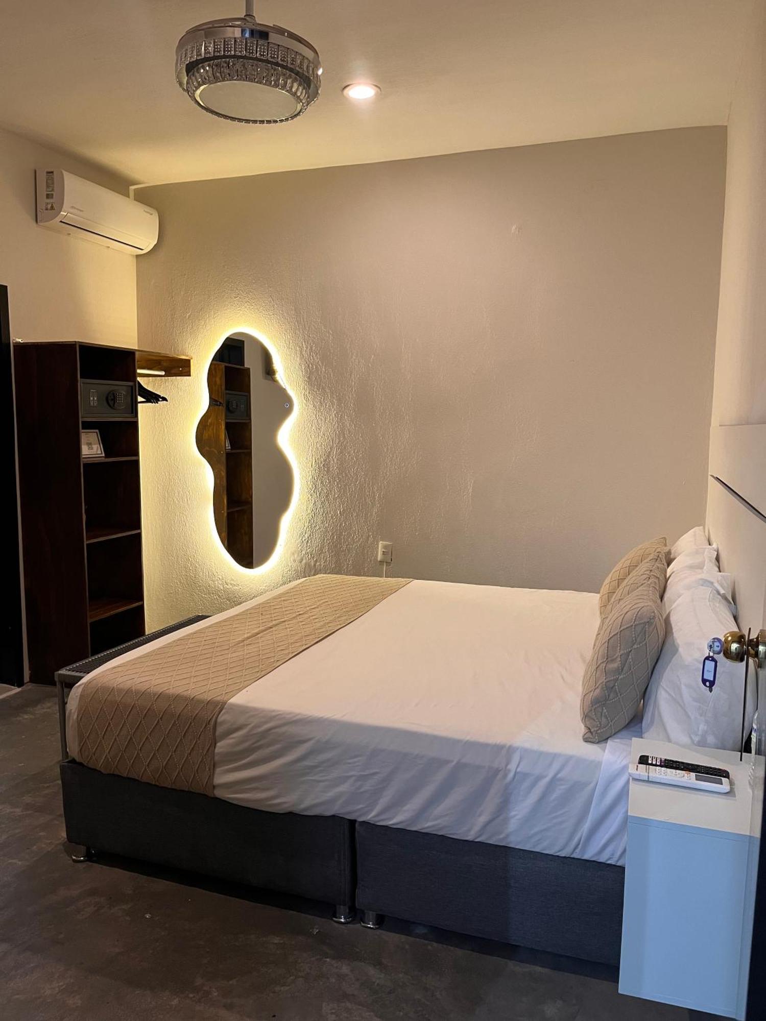 Aura Hotel B&B Tlaquepaque Bagian luar foto